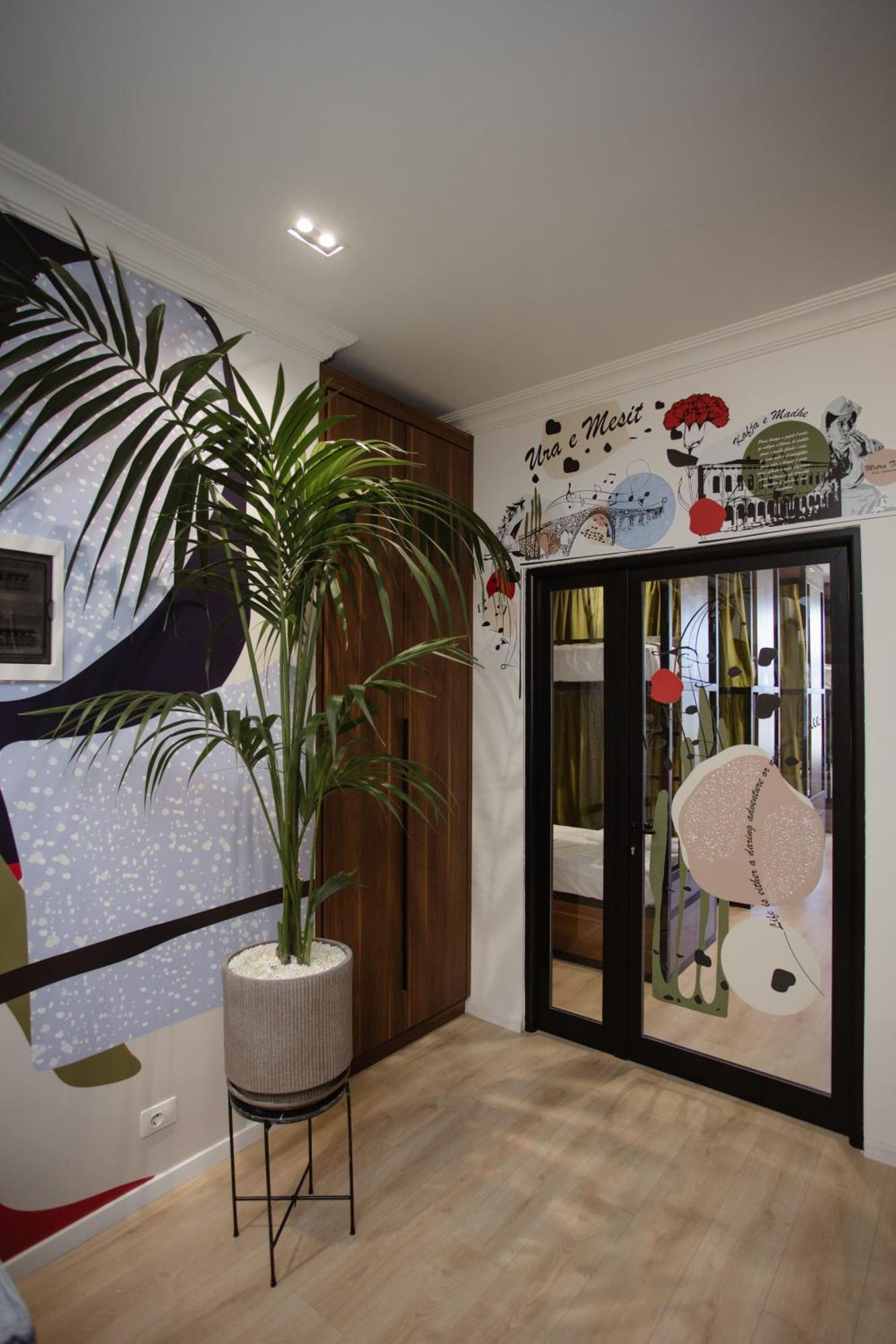 Corner Hostel Shkodër Екстериор снимка
